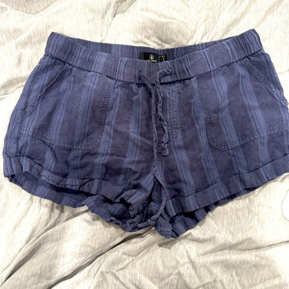 Volcome Sunday Strut shorts, medium, lightly used